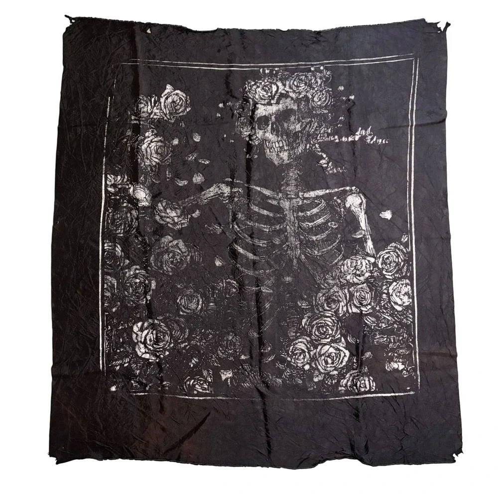 Vintage Grateful Dead Bertha Skeleton Roses Tapestry Flag Black Distressed 42x38